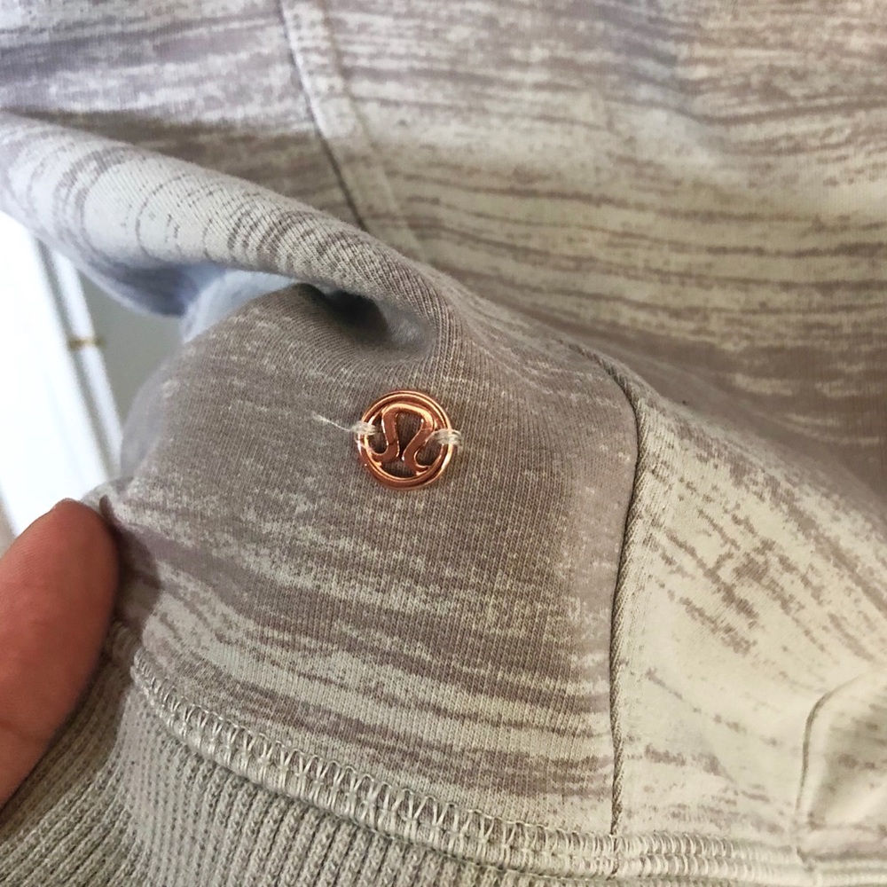 Lululemon Jacket - Picture 5 of 8
